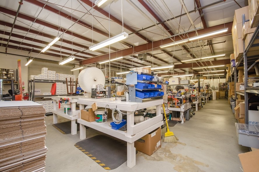 More Photos Of 121 N Dillon Ave, San Jacinto Warehouse For Sale