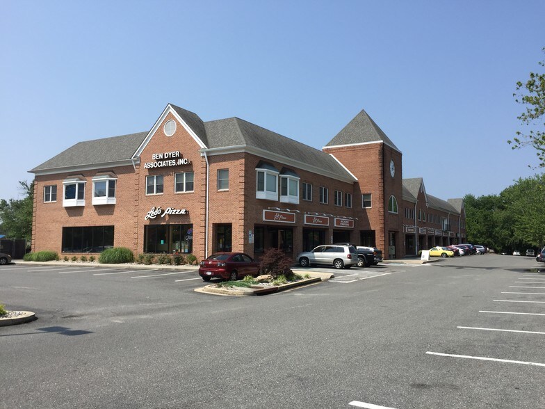 More Photos Of 9375 Chesapeake St, La Plata Storefront Retail Office For Lease