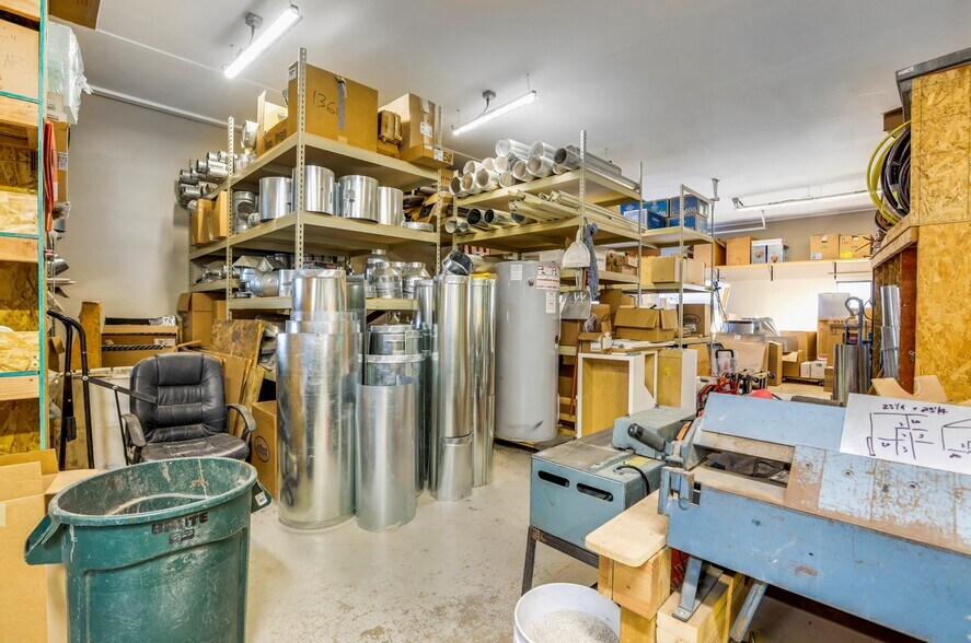 More Photos Of 1810 Park St, Castle Rock Flex For Sale