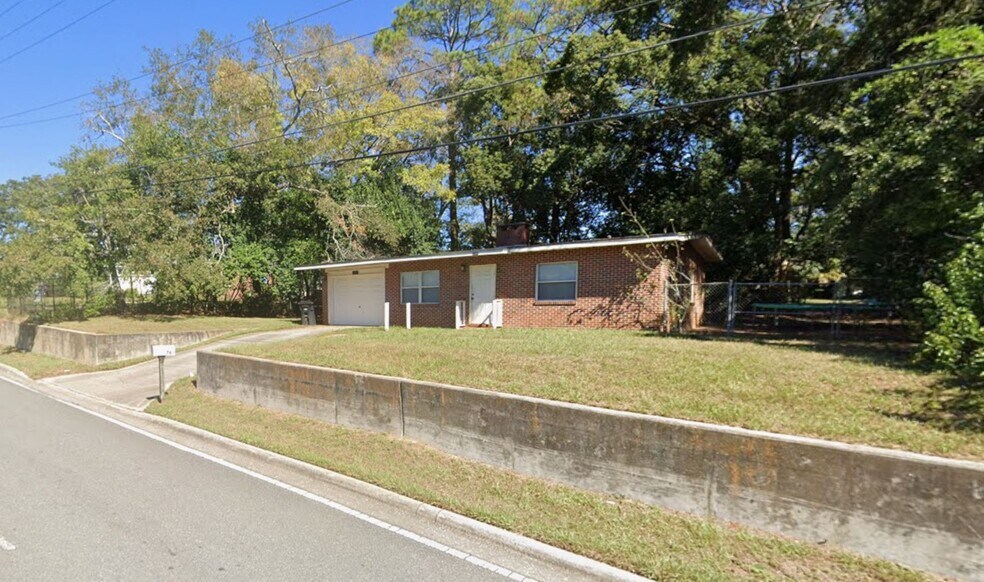 More Photos Of , Tallahassee Office For Sale