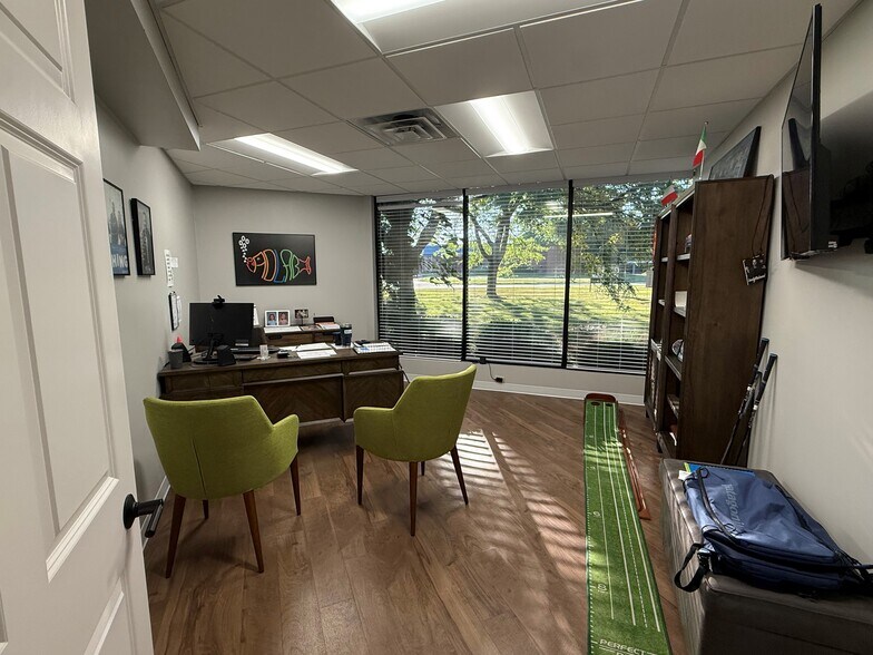 More Photos Of 6110 Constitution Dr, Fort Wayne Office For Lease