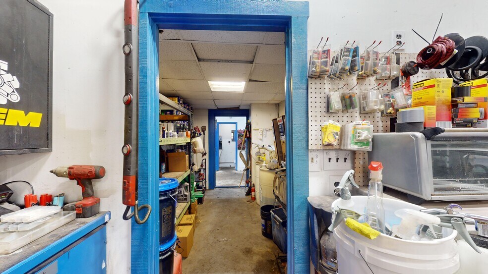 More Photos Of 2270 Solomons Island Rd, Huntingtown Auto Repair For Sale