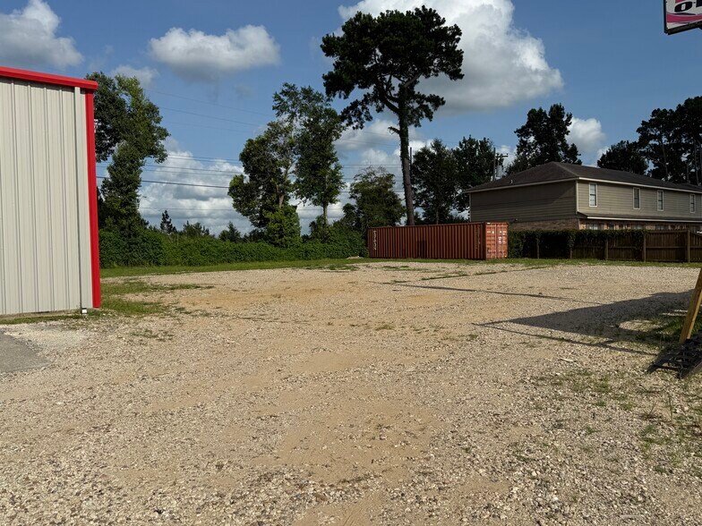 More Photos Of 3177 US-69, Lumberton Warehouse For Lease