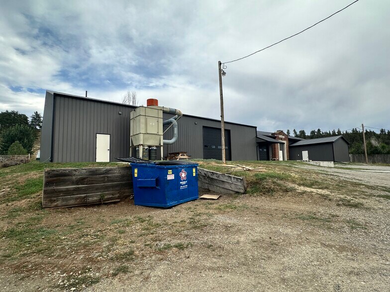 More Photos Of 1627 Dickie Rd, Billings Manufacturing For Lease