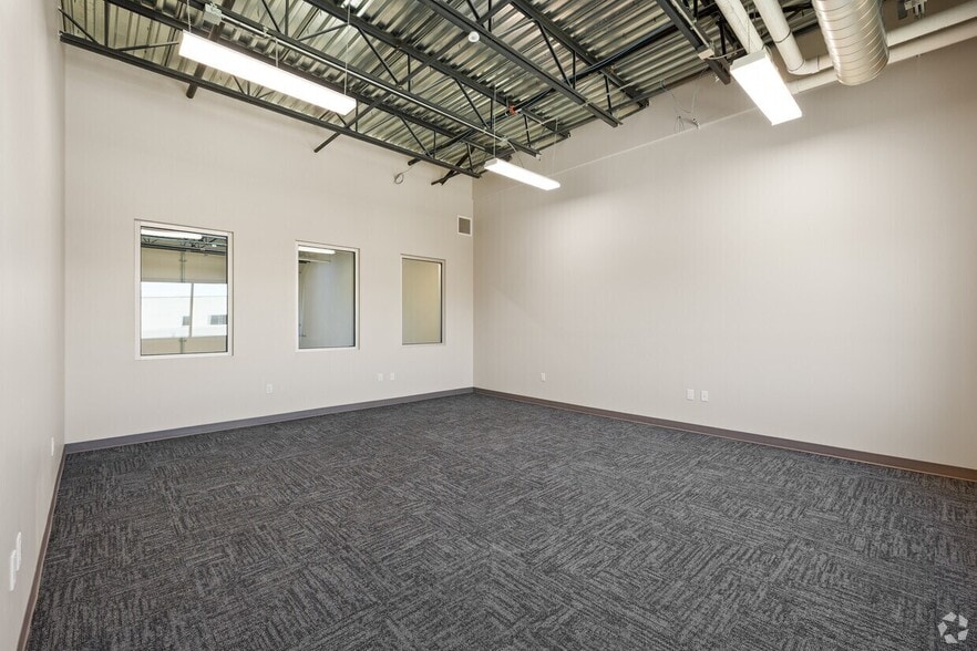 More Photos Of 180 Design Pl, Sparks Warehouse For Lease