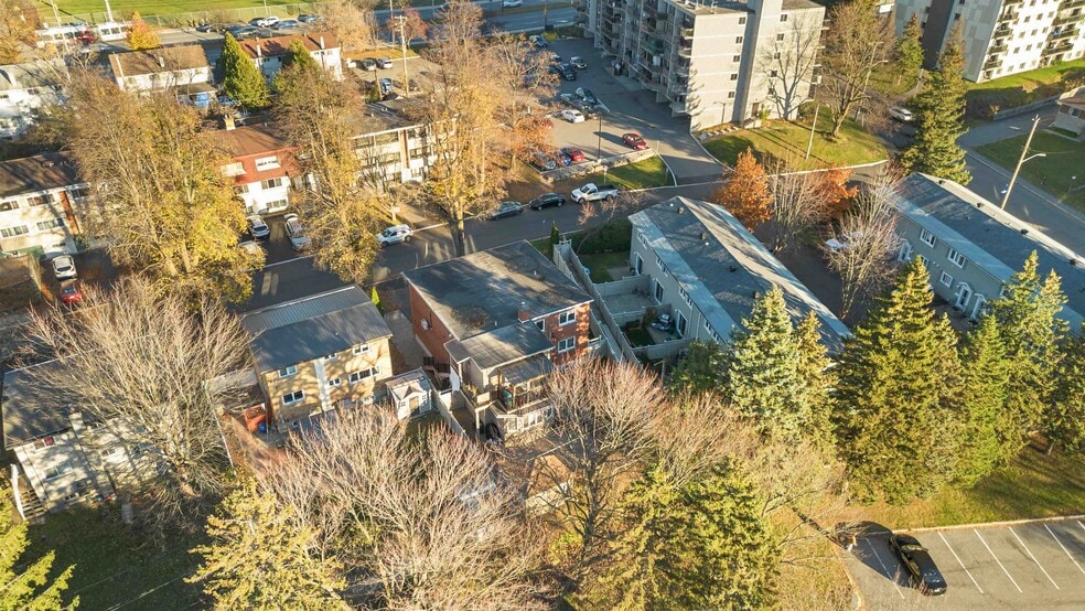 More Photos Of 732 Morin St, Ottawa Apartments For Sale