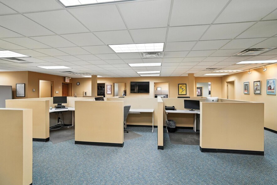 More Photos Of 1612 Prosser Ave, Dayton Medical For Sale
