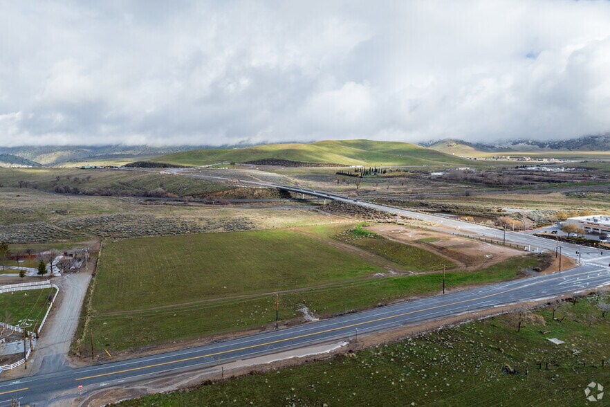 More Photos Of 21501 Tucker Rd, Tehachapi Land For Sale