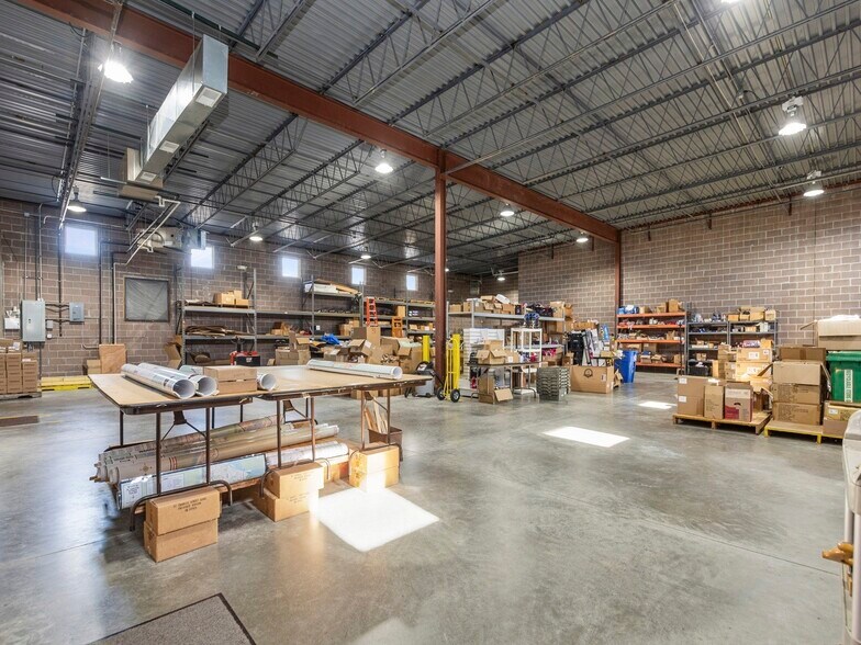 More Photos Of 6062 Lemay Ferry Rd, Saint Louis Warehouse For Sale