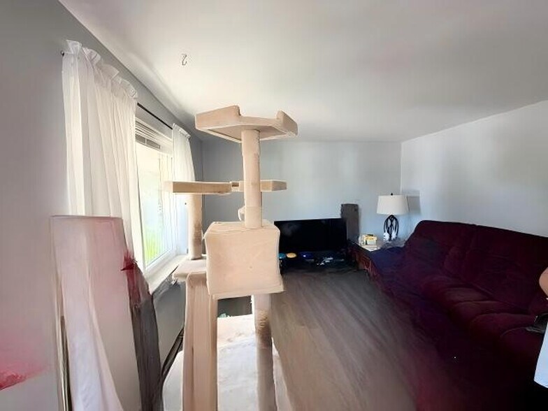 More Photos Of 670 High St, Waynesville Apartments For Sale