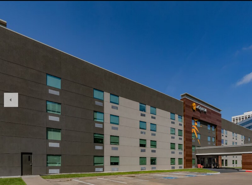 More Photos Of 6790 Southwest Fwy, Houston Hotel For Sale