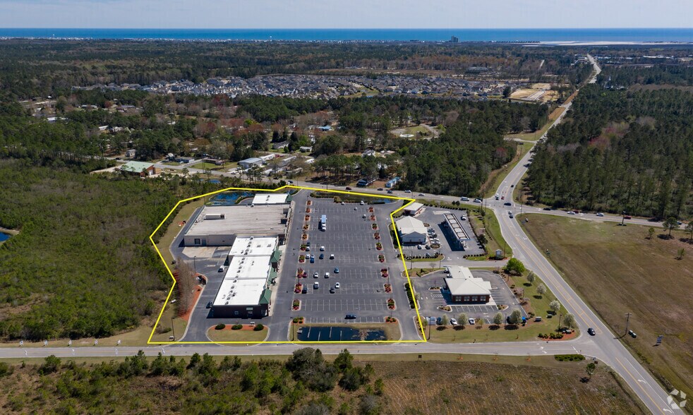 More Photos Of 925 Seaside Rd SW, Ocean Isle Beach General Retail For Lease