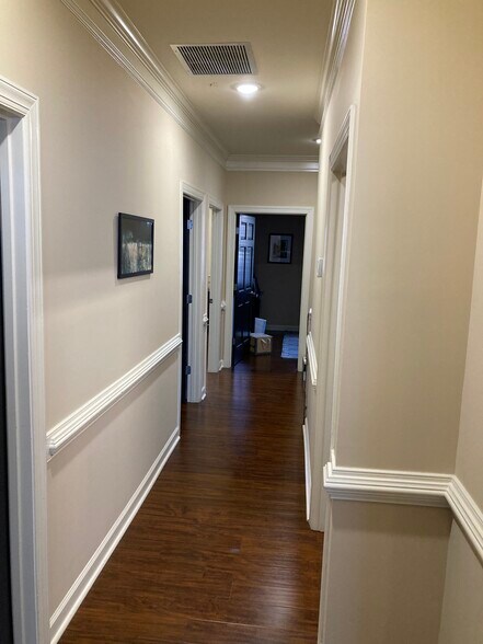 More Photos Of 2450 Atlanta Hwy, Cumming Medical For Lease