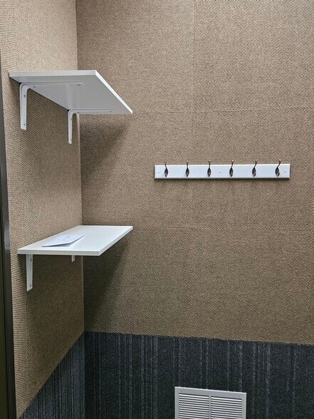 More Photos Of 5510 Skylane Blvd, Santa Rosa Office For Lease