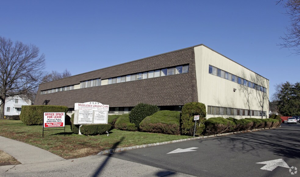 More Photos Of 2509 Park Ave, South Plainfield Office For Lease