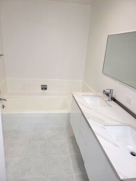 More Photos Of 4531 Van Nuys Blvd, Sherman Oaks Storefront Retail Residential For Sale