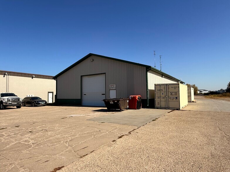 More Photos Of , Moorhead Unknown For Sale