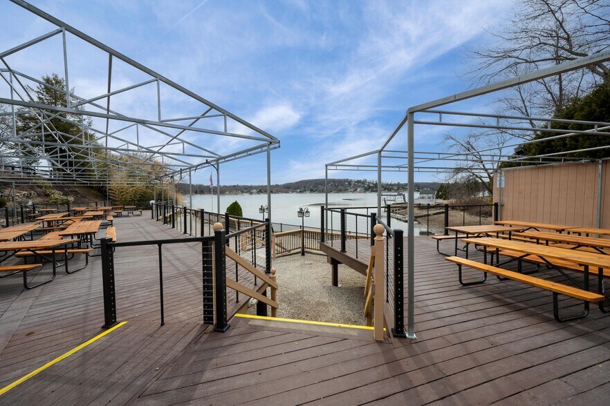 More Photos Of , Brookfield Unknown For Sale