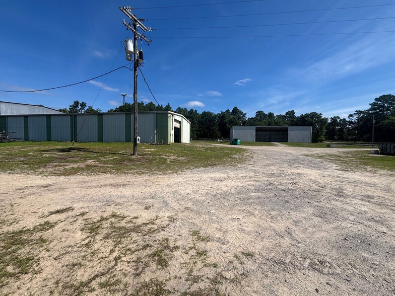 More Photos Of 424 Shelton Rd, West Columbia Warehouse For Sale