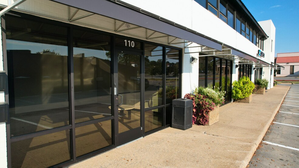 More Photos Of 11311 Arcade Dr, Little Rock Office For Lease