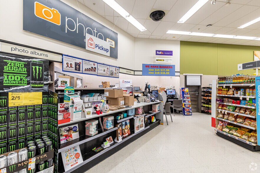 More Photos Of 20 Connecticut Blvd, East Hartford Drugstore For Sale