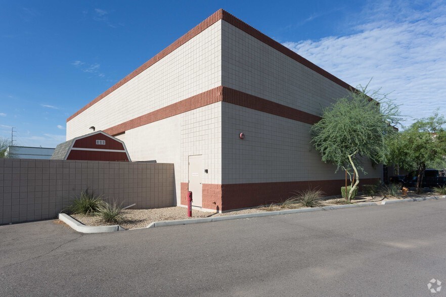More Photos Of 3225-3245 N Nevada St, Chandler Warehouse For Lease