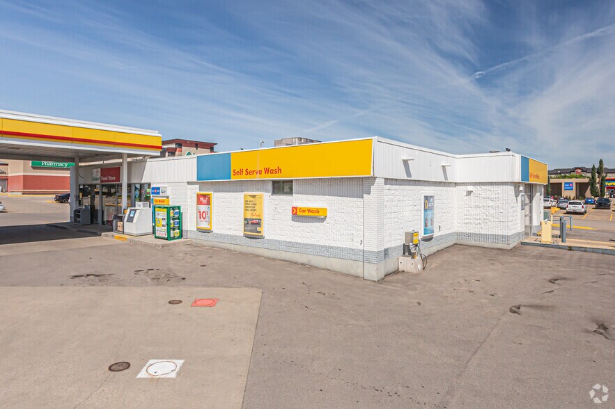 More Photos Of 398 St Albert Trl, St. Albert Freestanding For Lease