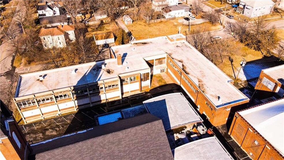 More Photos Of 622 N Main St, Independence Schools For Sale