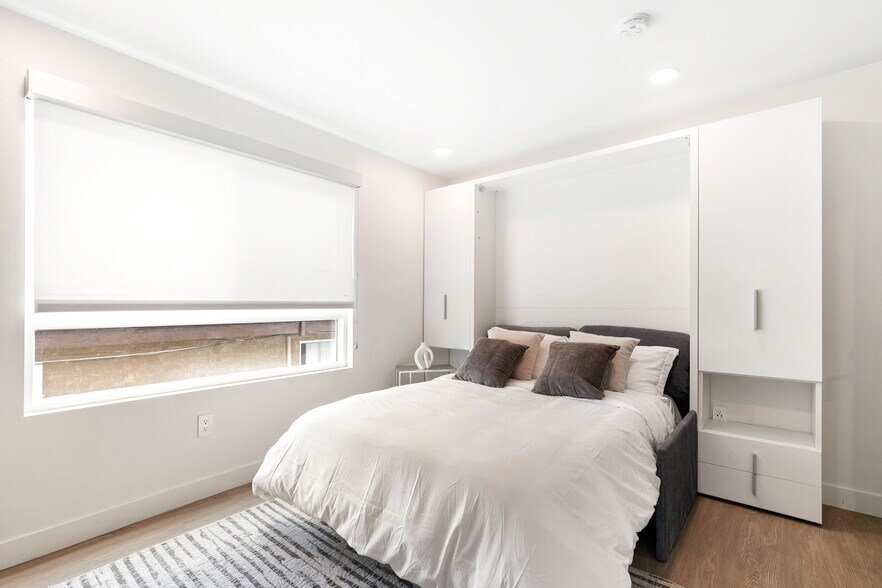More Photos Of 1743 Butler Ave, Los Angeles Apartments For Sale