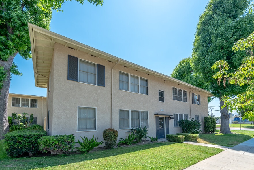 More Photos Of 1620 Larch St, Alhambra Multifamily For Sale