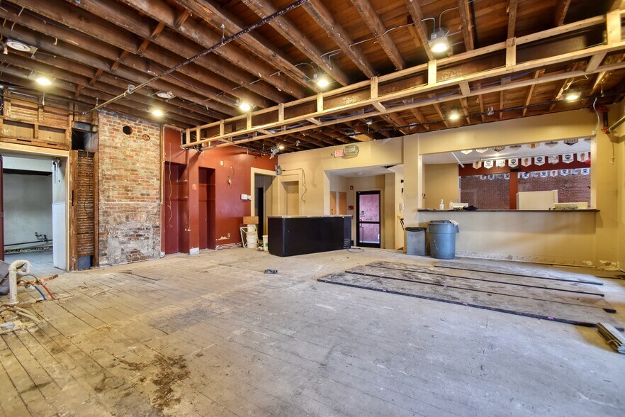 More Photos Of 47 W Main St, Geneva Storefront Retail Residential For Sale