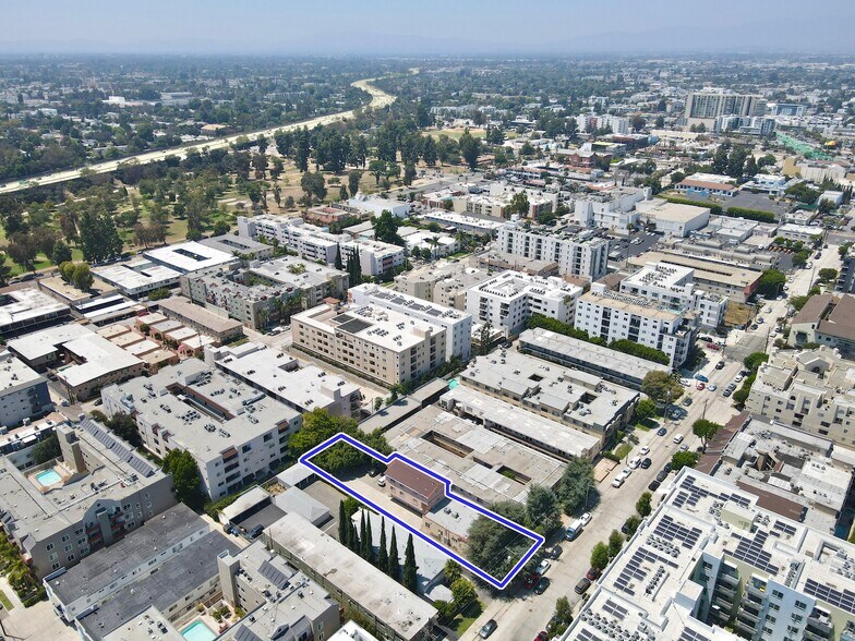 More Photos Of 5025 Klump Ave, North Hollywood Land For Sale