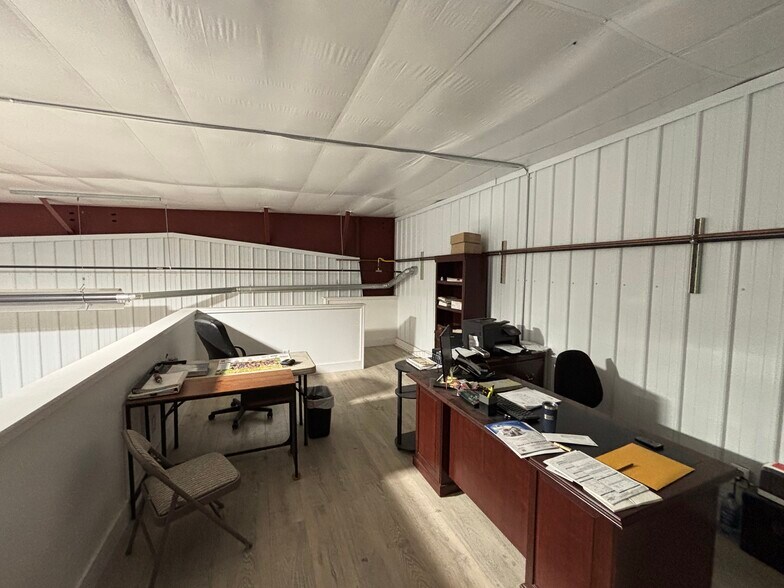 More Photos Of 2147 Blue Creek Rd, Billings Industrial For Sale