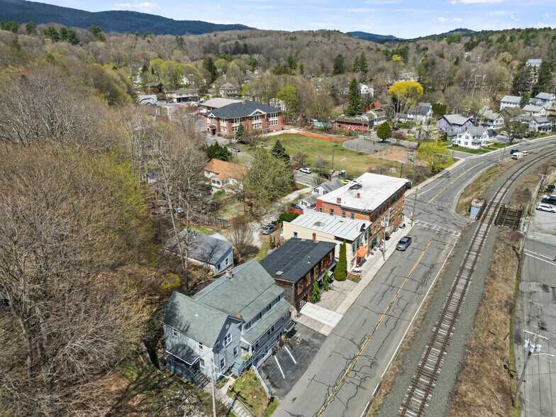 More Photos Of 133 Front St, Housatonic Apartments For Sale