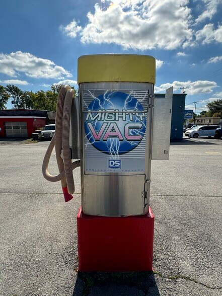 More Photos Of 6283 Transit Rd, Depew Carwash For Sale