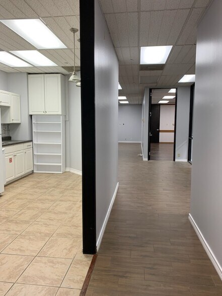 More Photos Of 1301 S Capital Of Texas Hwy, Austin Office For Lease