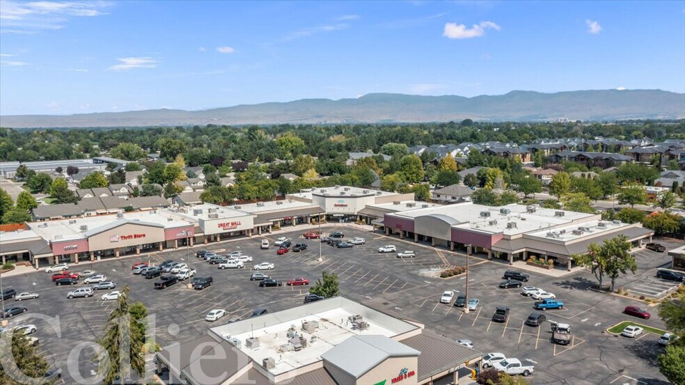 More Photos Of 10346-10500 W Overland Rd, Boise Unknown For Lease