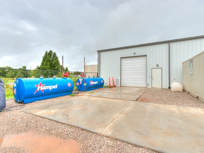 More Photos Of 8890 S Sunnylane Rd, Oklahoma City Flex For Sale