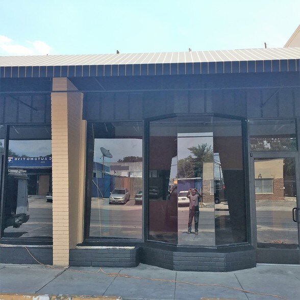 More Photos Of 2318-2324 Blanco Rd, San Antonio Unknown For Lease