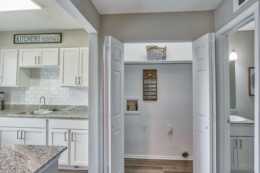 More Photos Of 5431 Essen Ln, Baton Rouge Apartments For Sale