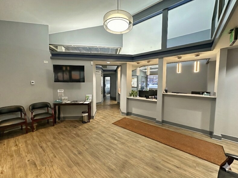 More Photos Of 10001 N Washington St, Thornton Medical For Sale
