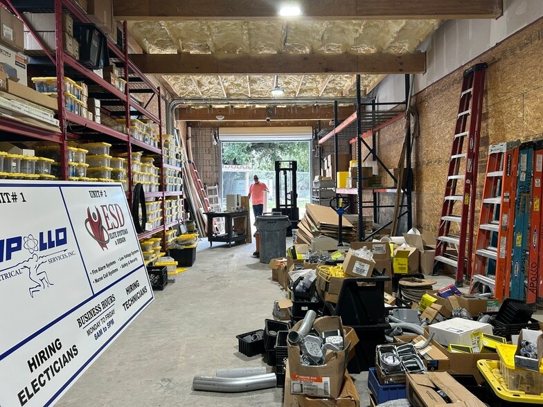More Photos Of 2032 W Washington St, Orlando Warehouse For Sale
