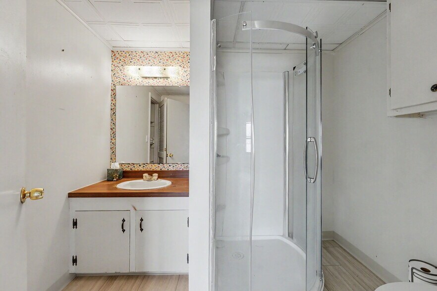 More Photos Of 4344 W Summit St, Lakewood Multifamily For Sale