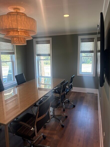 More Photos Of 1100 Palm Blvd, Isle Of Palms Office For Lease