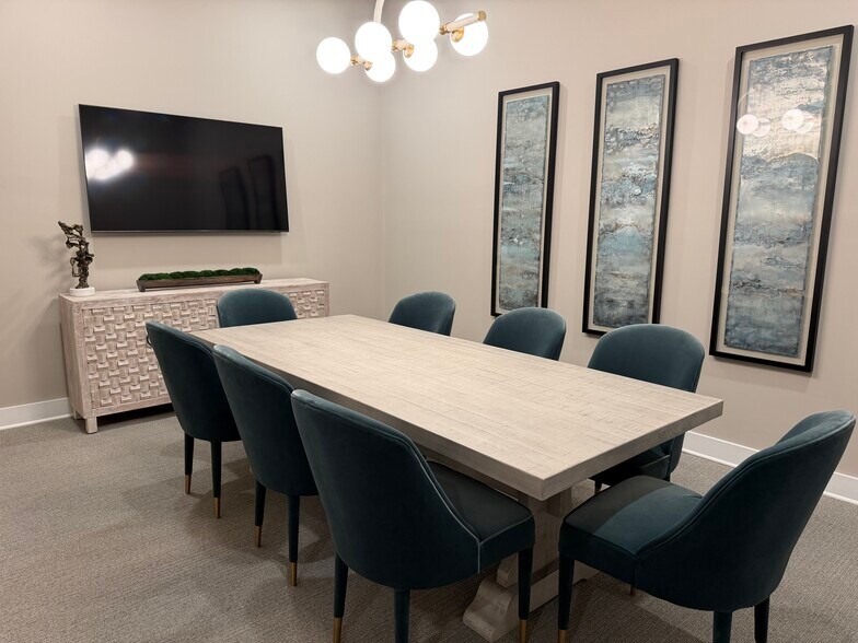 More Photos Of 1000 Brunswick Cir, Brunswick Office For Lease