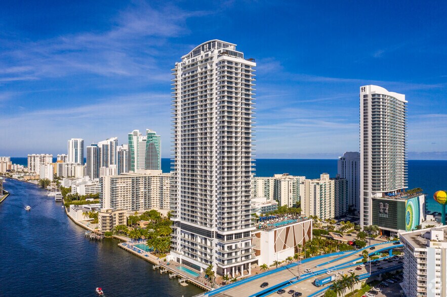 More Photos Of 4010-4012 S Ocean Dr, Hollywood Apartments For Sale