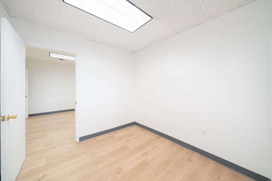 More Photos Of 3600 Bergenline Ave, Union City Storefront Retail Office For Lease