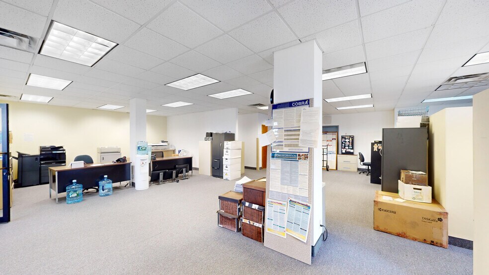 More Photos Of 31-21 31st St, Long Island City Office For Lease