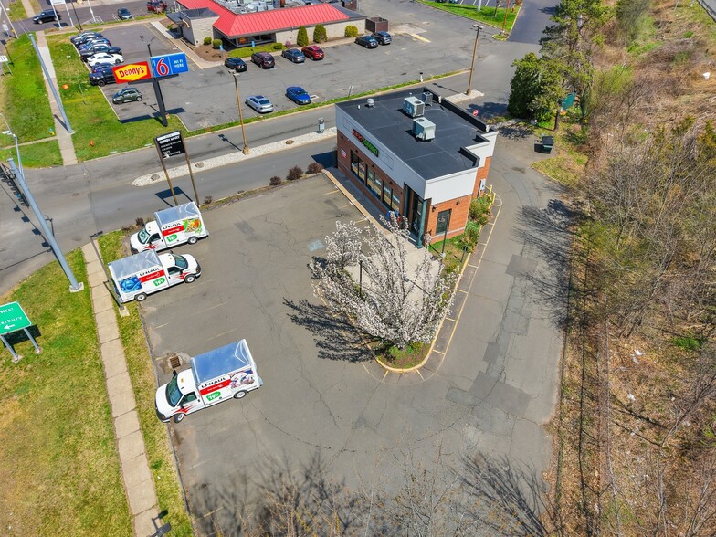 More Photos Of 613 Queen St, Southington Storefront For Sale