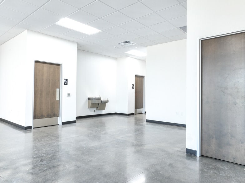 More Photos Of 435 Aiken Dr, San Marcos Unknown For Lease
